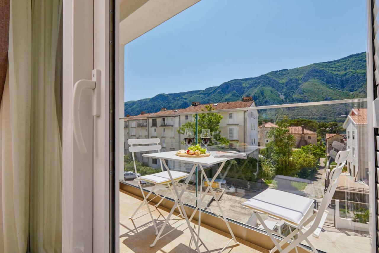 Maison W Kotor Luaran gambar