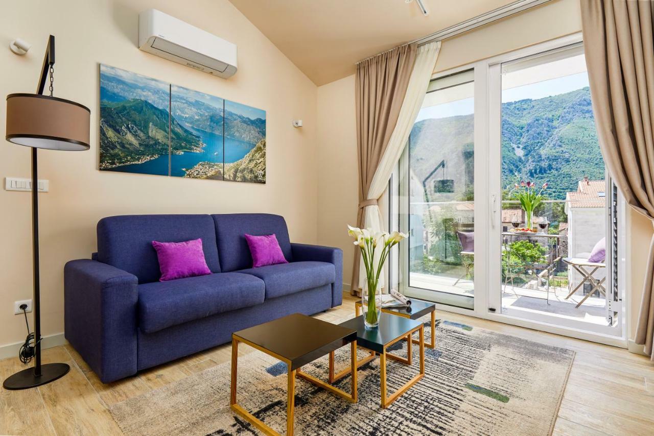 Maison W Kotor Luaran gambar